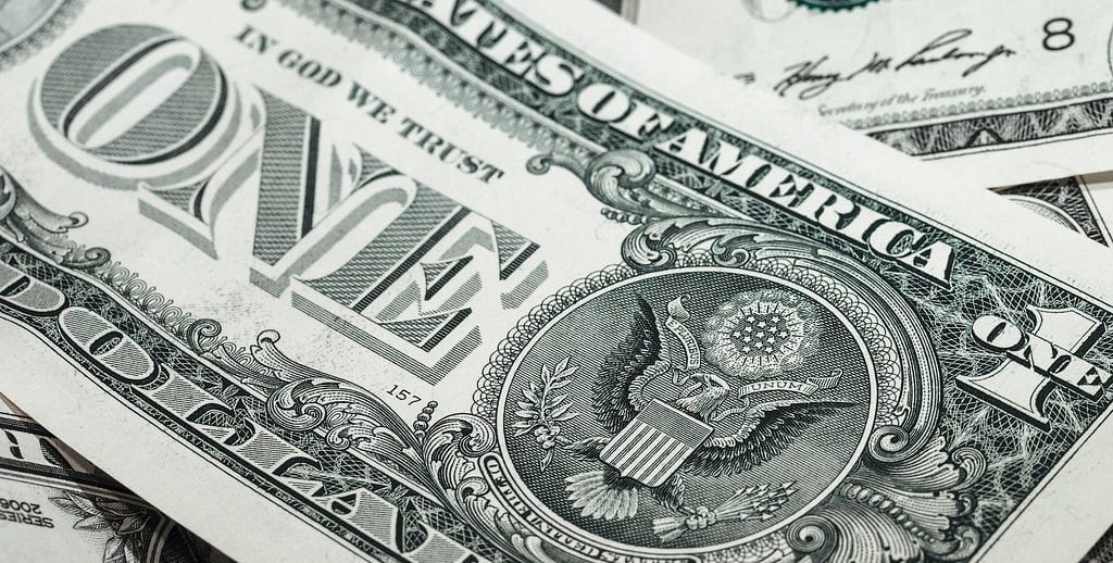 A Risky Gambit: How Raising Interest Rates is Unintentionally Reshaping the Geopolitical Landscape